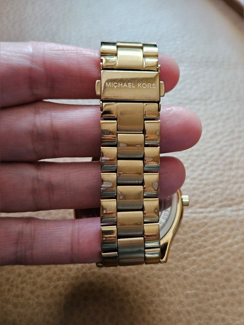 Michael Kors Slim Runway Gold-Tone Stainless Steel Watch. MK-3179 Analog, Unisex - Picture 8 of 13